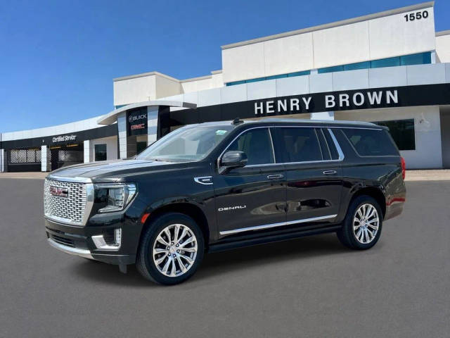 2023 GMC Yukon XL Denali 4WD photo