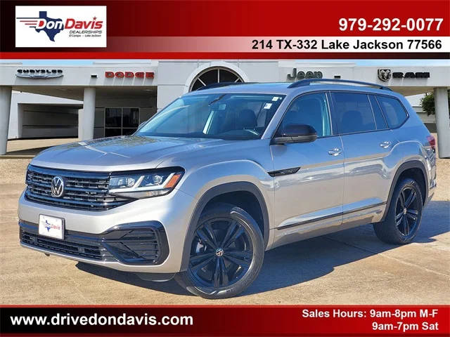 2023 Volkswagen Atlas 3.6L V6 SEL R-Line Black AWD photo