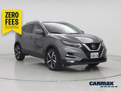 2022 Nissan Rogue Sport SL FWD photo
