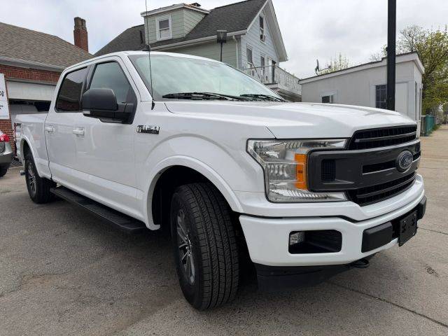 2020 Ford F-150 XLT 4WD photo