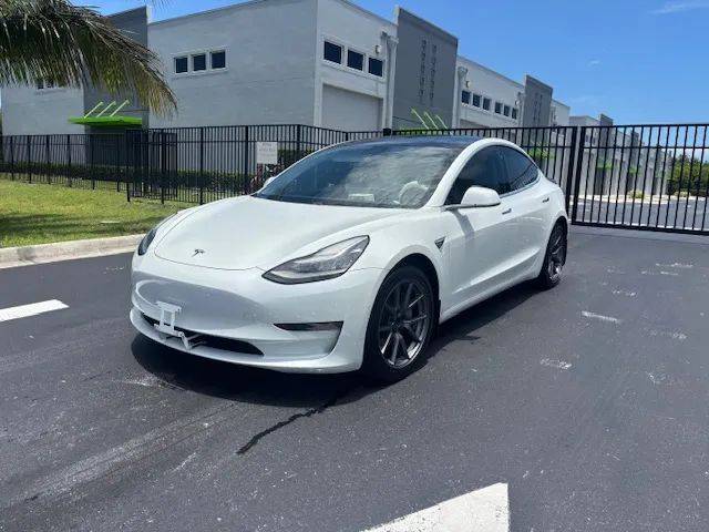 2020 Tesla Model 3 Long Range AWD photo