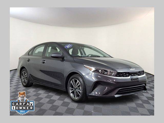 2023 Kia Forte LXS FWD photo