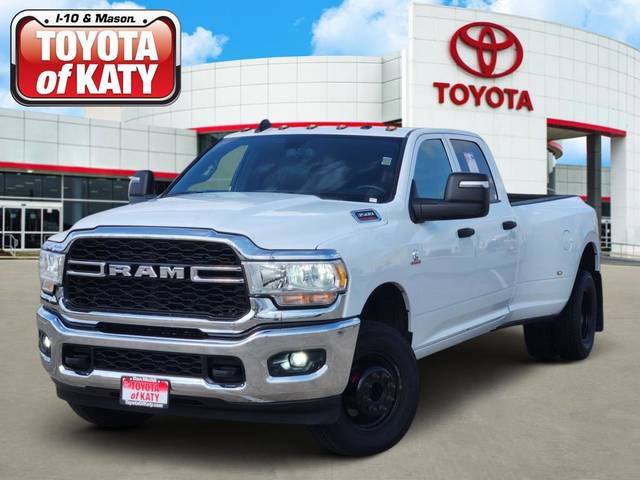 2023 Ram 3500 Tradesman 4WD photo