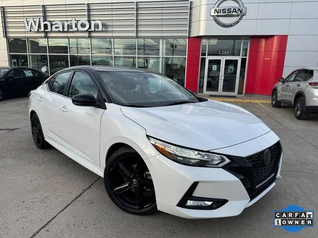 2022 Nissan Sentra SR FWD photo