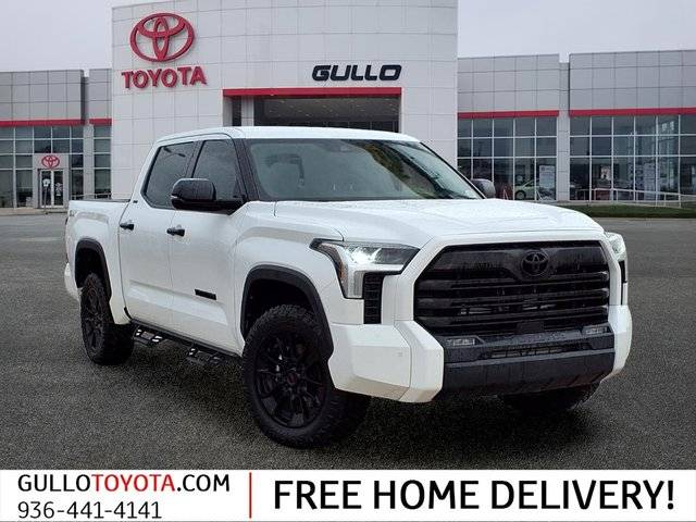 2023 Toyota Tundra SR5 4WD photo