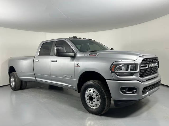 2023 Ram 3500 Big Horn 4WD photo