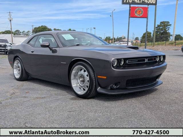 2021 Dodge Challenger R/T RWD photo