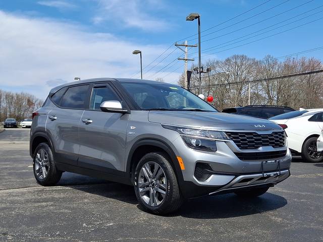 2023 Kia Seltos LX AWD photo
