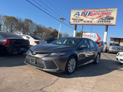 2022 Toyota Camry LE FWD photo