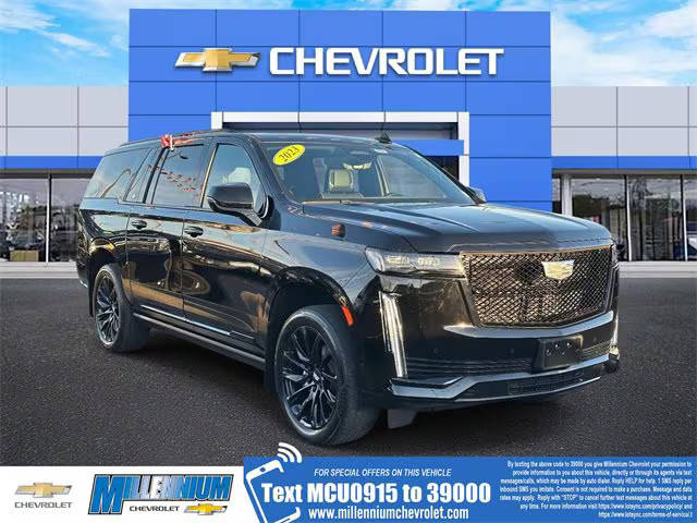 2023 Cadillac Escalade ESV 4WD Sport 4WD photo