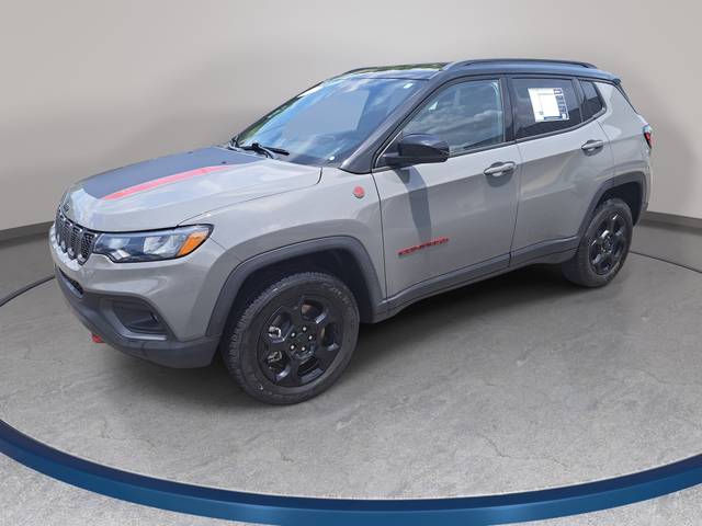 2023 Jeep Compass Trailhawk 4WD photo