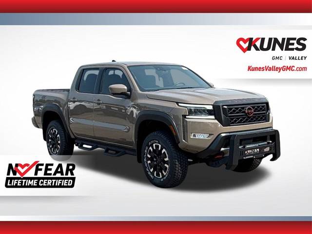 2023 Nissan Frontier PRO-4X 4WD photo