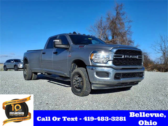 2023 Ram 3500 Tradesman 4WD photo