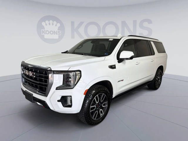 2023 GMC Yukon XL AT4 4WD photo