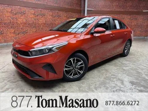 2023 Kia Forte LXS FWD photo