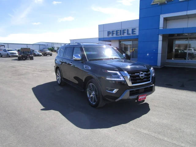 2023 Nissan Armada Platinum 4WD photo