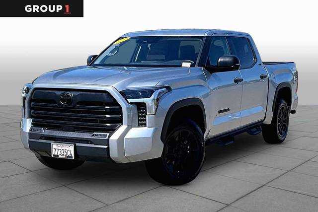 2023 Toyota Tundra SR5 4WD photo