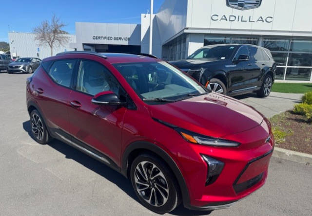 2023 Chevrolet Bolt EUV Premier FWD photo