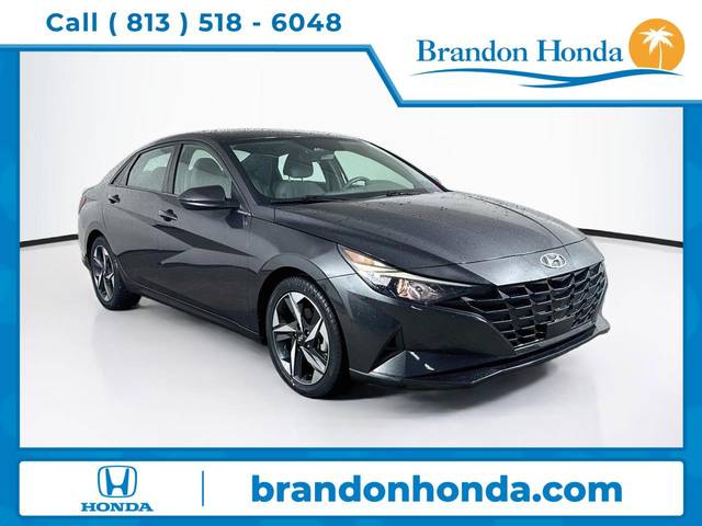 2023 Hyundai Elantra SEL FWD photo