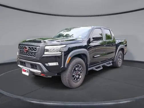 2023 Nissan Frontier PRO-4X 4WD photo