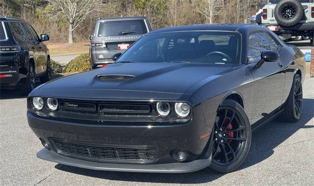 2023 Dodge Challenger R/T RWD photo