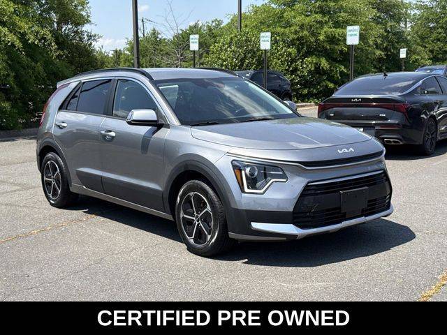 2023 Kia Niro EX FWD photo