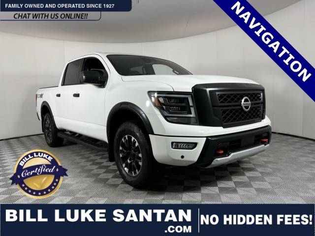 2023 Nissan Titan PRO-4X 4WD photo