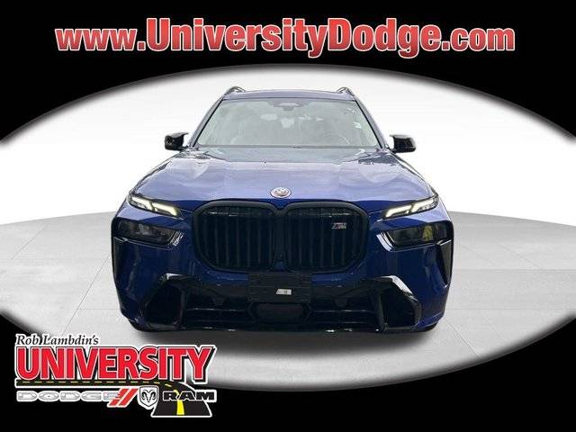 2023 BMW X7 M60i AWD photo