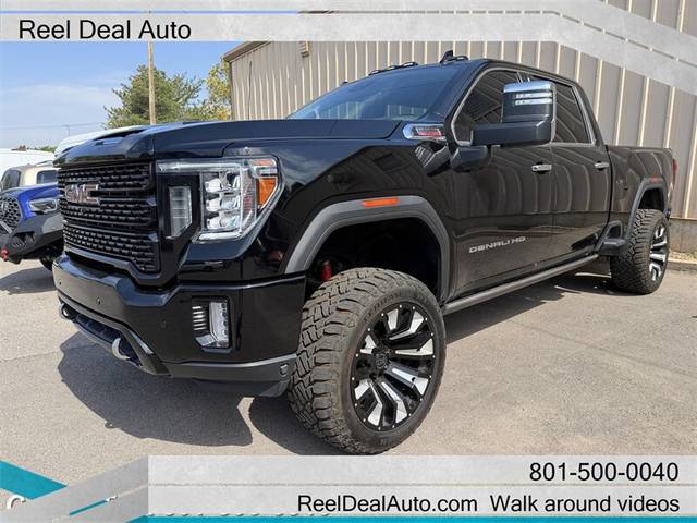 2023 GMC Sierra 2500HD Denali 4WD photo