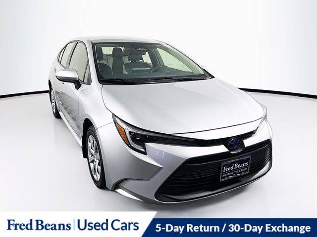 2023 Toyota Corolla Hybrid LE AWD photo