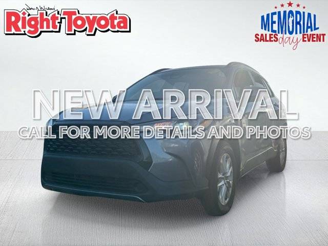 2023 Toyota Corolla Cross LE FWD photo