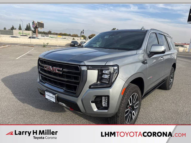 2023 GMC Yukon AT4 4WD photo