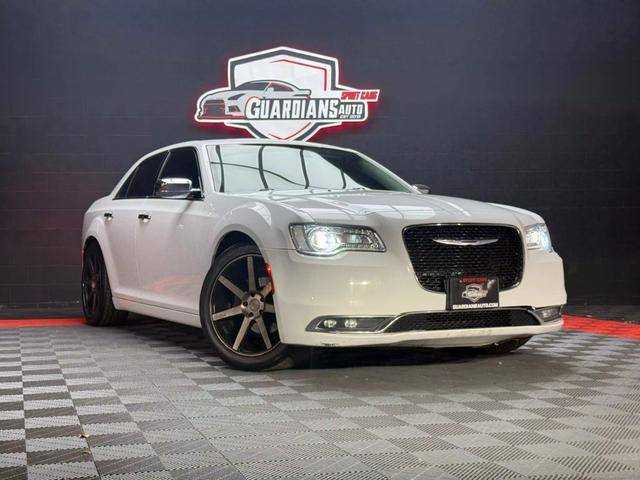 2016 Chrysler 300 300C RWD photo