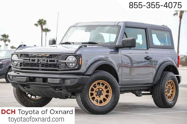2023 Ford Bronco 2 Door Base 4WD photo