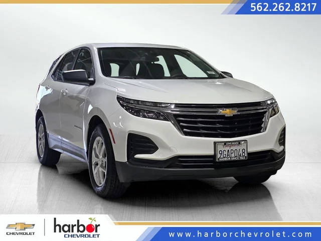 2022 Chevrolet Equinox LS FWD photo