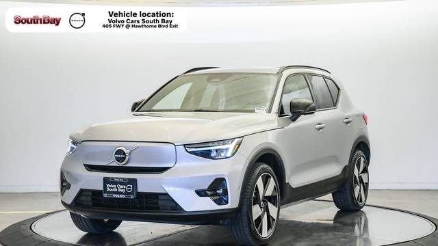 2023 Volvo XC40 Recharge Pure Electric Plus AWD photo