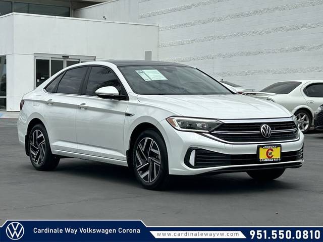 2023 Volkswagen Jetta SEL FWD photo