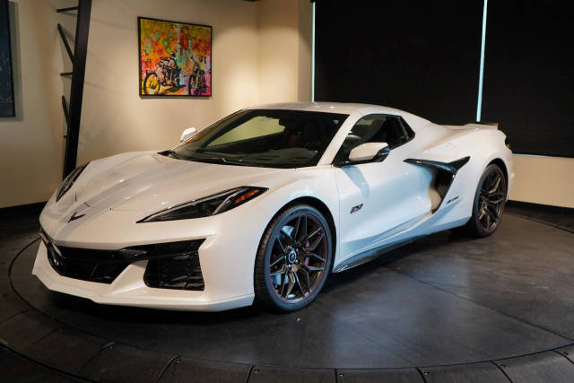 2023 Chevrolet Corvette Z06 3LZ RWD photo
