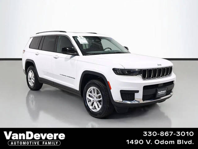 2023 Jeep Grand Cherokee L Laredo 4WD photo