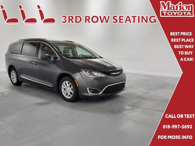 2020 Chrysler Pacifica Minivan Touring L FWD photo