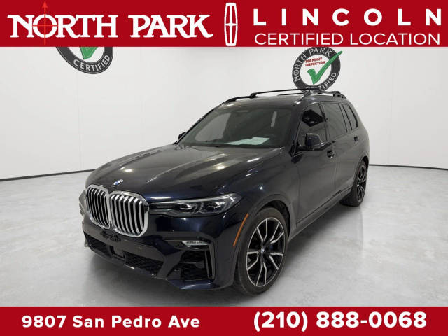 2019 BMW X7 xDrive50i AWD photo