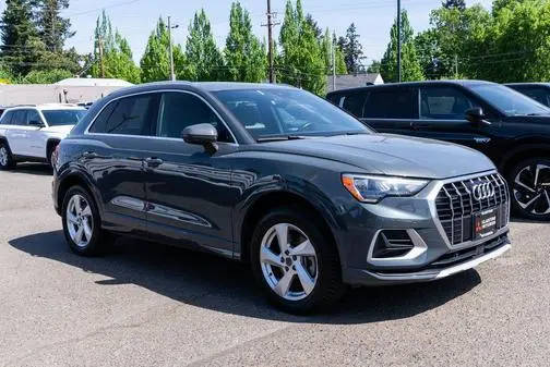 2020 Audi Q3 Premium AWD photo