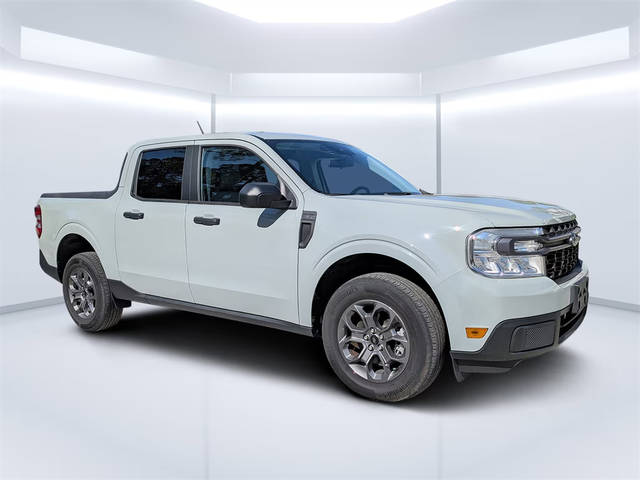 2023 Ford Maverick XLT FWD photo