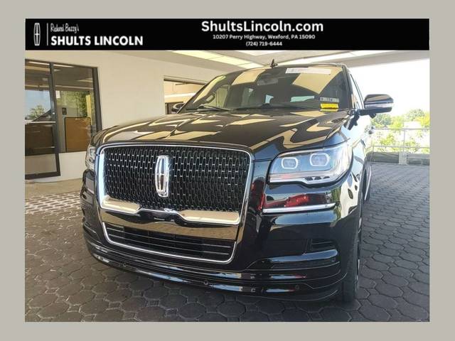2023 Lincoln Navigator Reserve 4WD photo