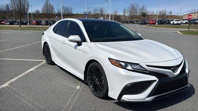 2023 Toyota Camry XSE V6 FWD photo