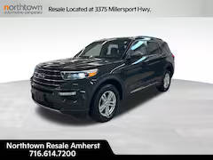 2023 Ford Explorer XLT 4WD photo
