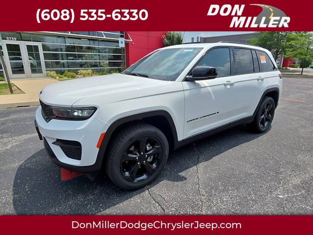 2023 Jeep Grand Cherokee Altitude 4WD photo