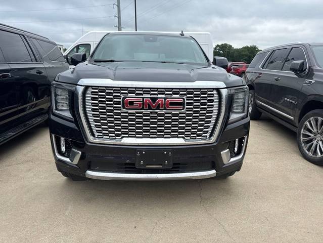 2023 GMC Yukon Denali RWD photo