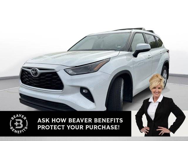 2023 Toyota Highlander LE FWD photo