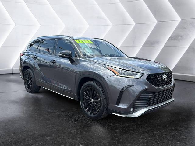 2023 Toyota Highlander XSE FWD photo